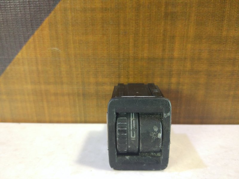 Кнопка яркости подсветки Volkswagen Passat 2006 B6 AXZ 3C0941334 контрактная