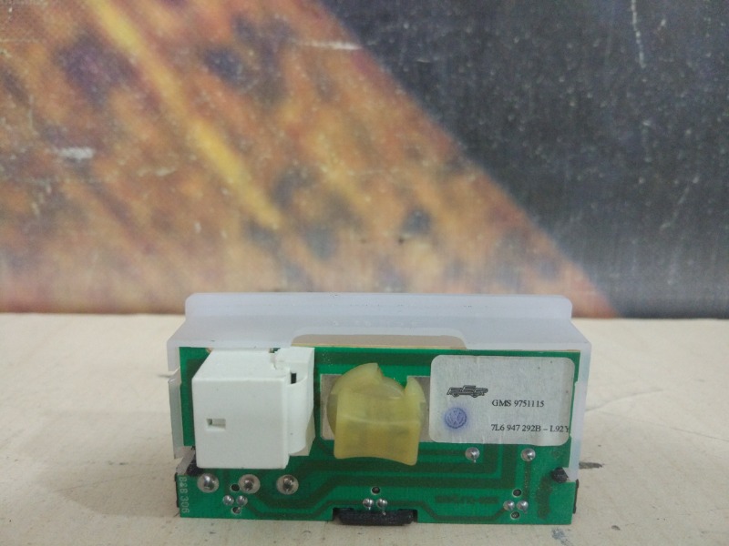 Плафон салона Touareg 2004 7L AXQ/4 Плафон салона Touareg 2004 7L AXQ/4