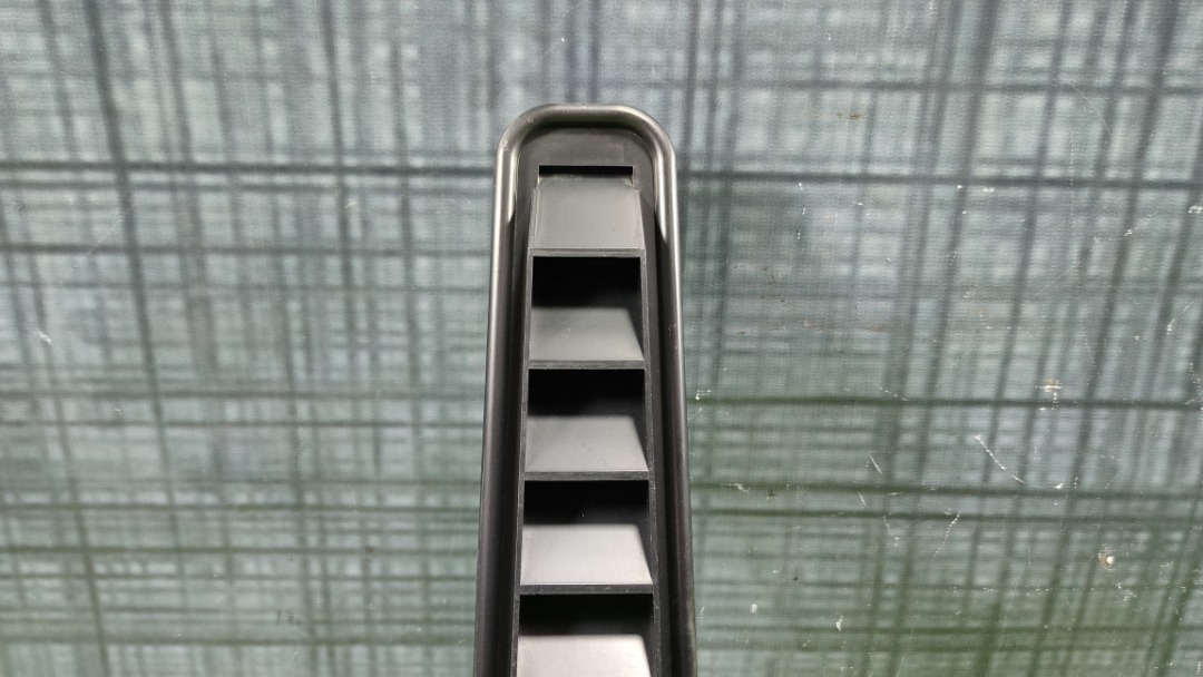 Решетка вентиляции Escalade 2004 LQ9
