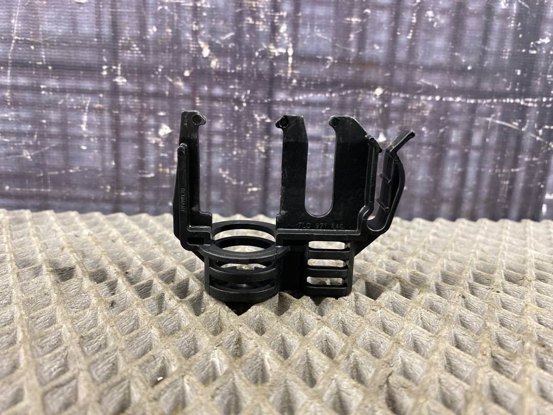 Кронштейн Cayenne 2003 9PA 4800