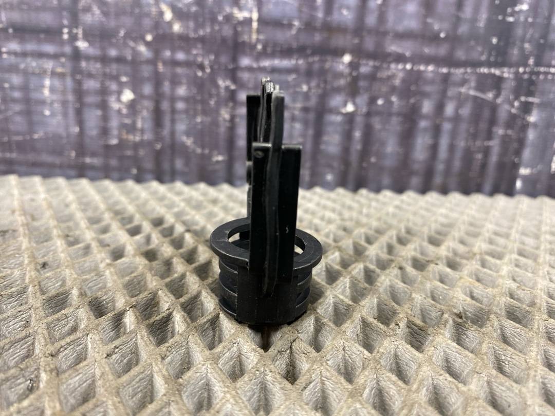 Кронштейн Cayenne 2003 9PA 4800