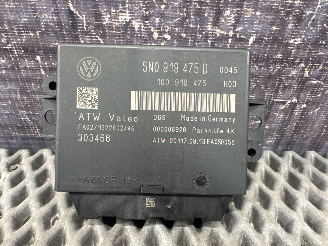 Блок парктроника Volkswagen Tiguan 2013 5N CTHD 5N0919475D контрактная