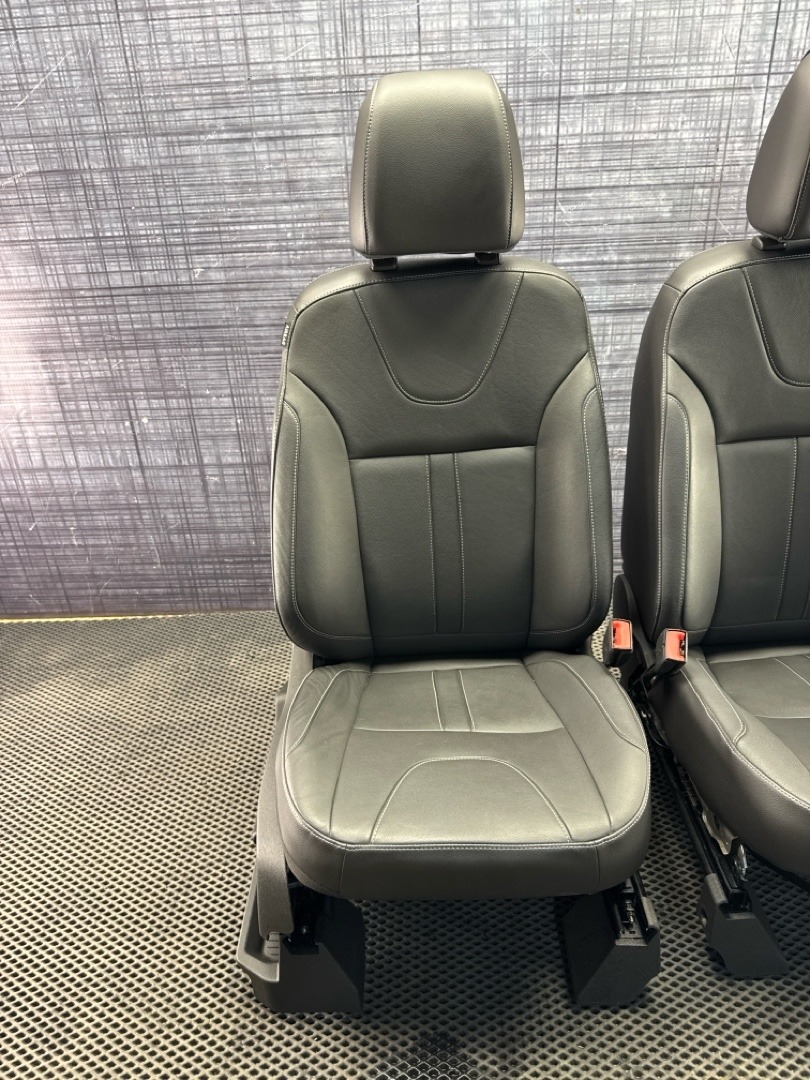Комплект сидений Ford Kuga C520 JTMA