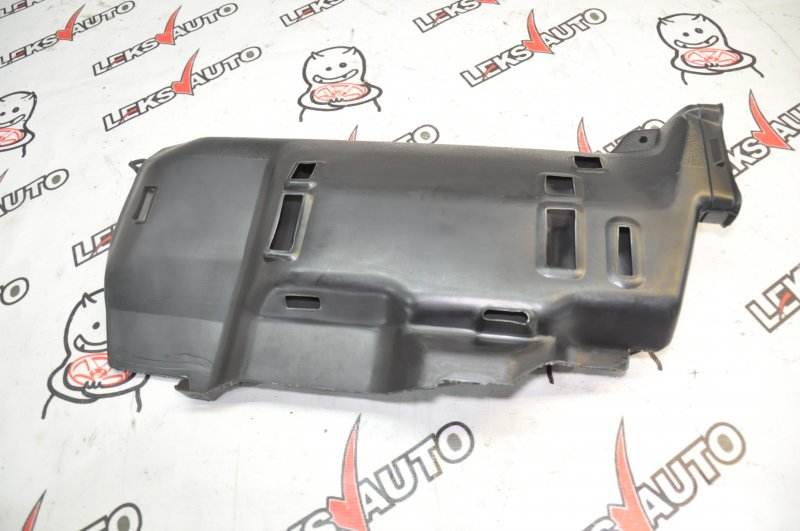 Пластик салона Pajero 1997 V55 6G74