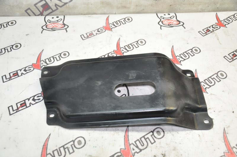 Защита раздатки Mitsubishi Pajero 1999 V21 4G64 MB635454 контрактная