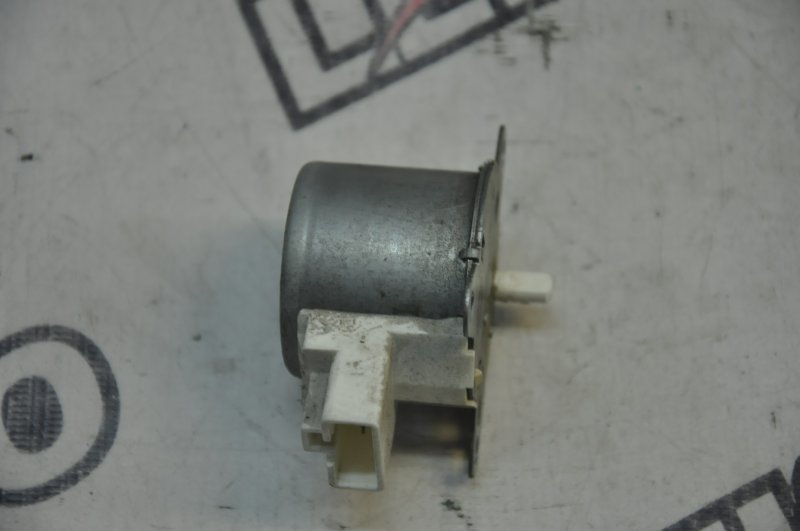 Сервопривод печки Celsior 2001 UCF31 3UZFE + Charger