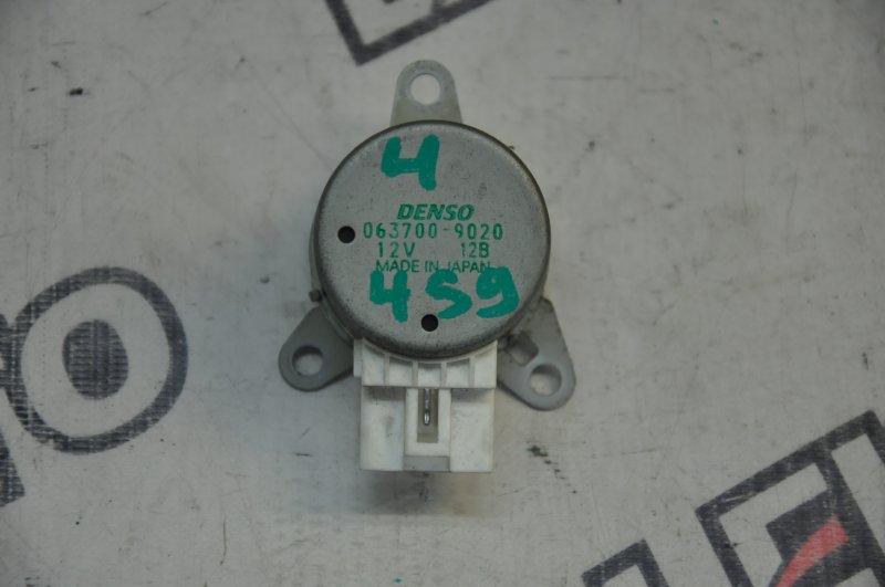 Сервопривод печки Toyota Celsior 2001 UCF31 3UZFE + Charger 063700-9020 контрактная