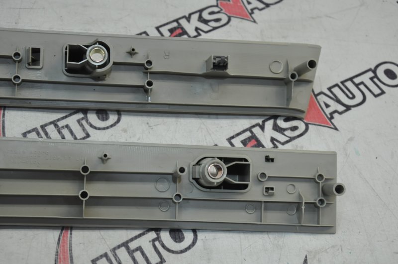 Пластик салона (парой) Stagea 2003 NM35 VQ25DET