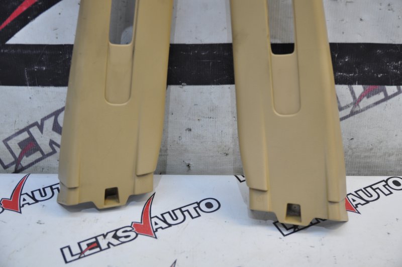 Пластик салона (парой) Stagea 2001 NM35 VQ25DET