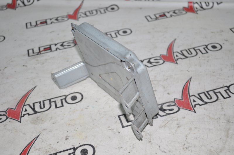 Блок электроники Celsior 2003 UCF30 3UZFE + Charger