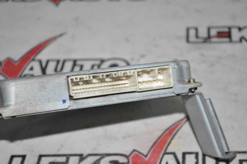Блок электроники Celsior 2003 UCF30 3UZFE + Charger