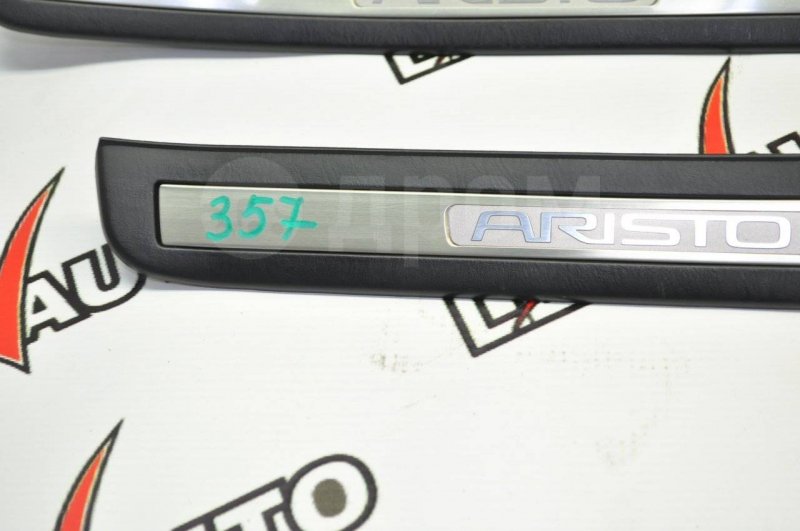 Порожки салона задние (парой) Aristo 2002 JZS160 2JZGE