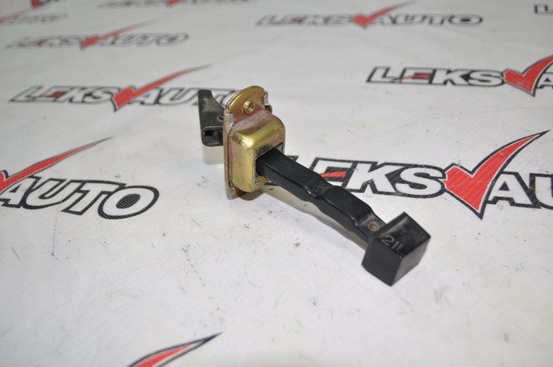 Ограничитель двери Airtrek 2003 CU2W 4G63T