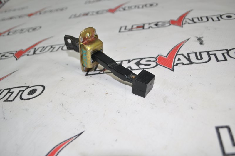 Ограничитель двери Airtrek 2003 CU2W 4G63T