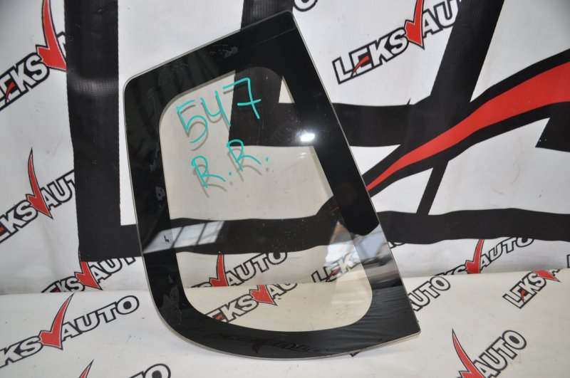 Стекло собачника заднее правое Isuzu VehiCross 1998 UGS25DW 6VD1 контрактная