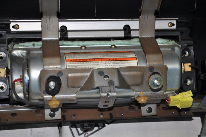 Торпедо VehiCross 1998 UGS25DW 6VD1