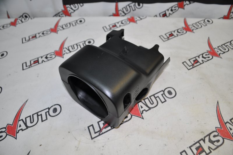 Кожух рулевой колонки Isuzu VehiCross 1998 UGS25DW 6VD1 контрактная