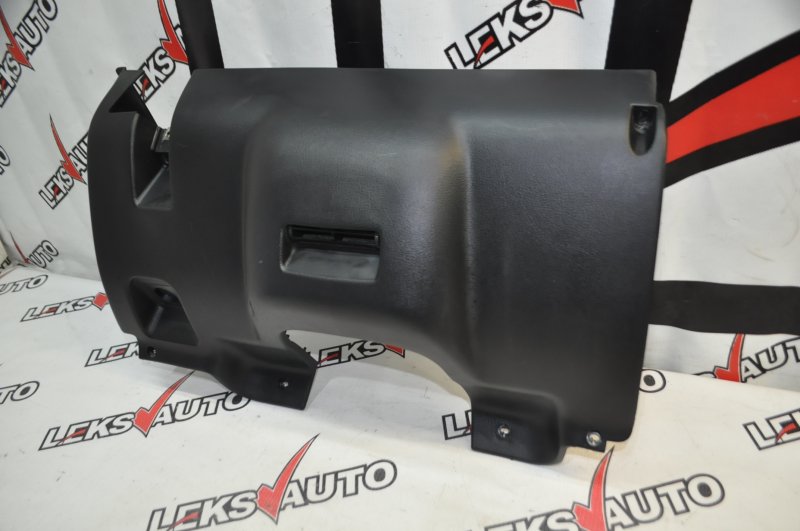 Пластик под руль VehiCross 1998 UGS25DW 6VD1