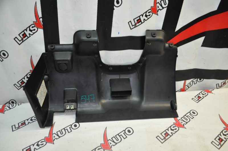 Пластик под руль VehiCross 1998 UGS25DW 6VD1