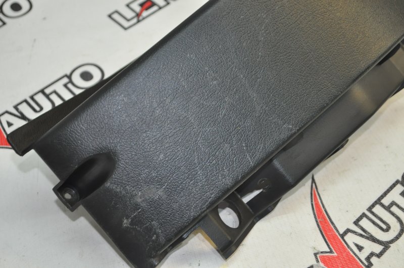 Пластик торпедо VehiCross 1998 UGS25DW 6VD1
