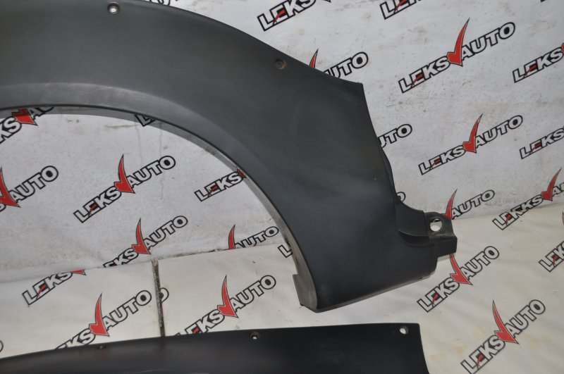 Дефендер крыла (парой) VehiCross 1998 UGS25DW 6VD1
