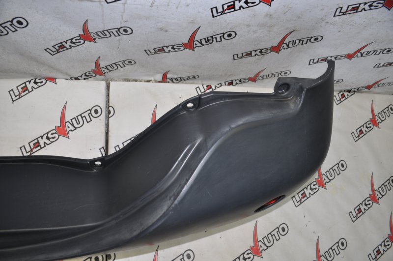 Бампер задний VehiCross 1998 UGS25DW 6VD1