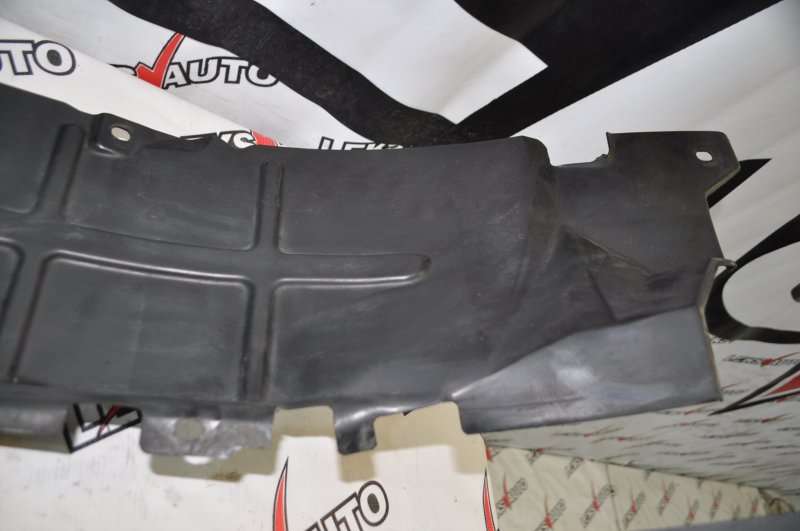 Подкрылки передние (парой) VehiCross 1998 UGS25DW 6VD1