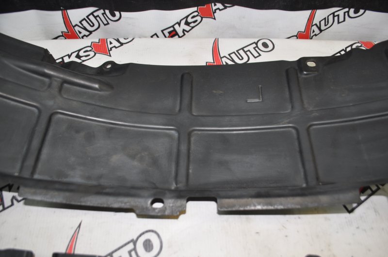 Подкрылки передние (парой) VehiCross 1998 UGS25DW 6VD1