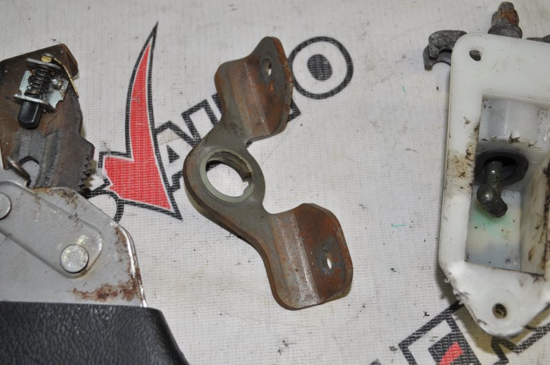 Ручник Isuzu VehiCross UGS25DW 6VD1