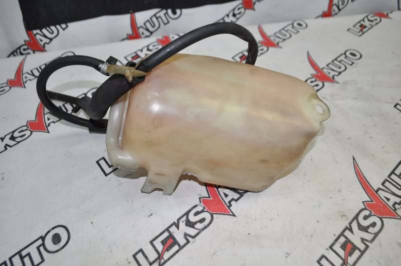 Бачок расширительный Isuzu VehiCross UGS25DW 6VD1