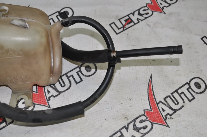 Бачок расширительный VehiCross 1998 UGS25DW 6VD1