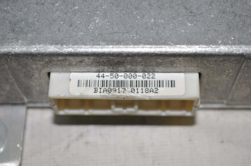 Блок управления АКПП VehiCross 1998 UGS25DW 6VD1