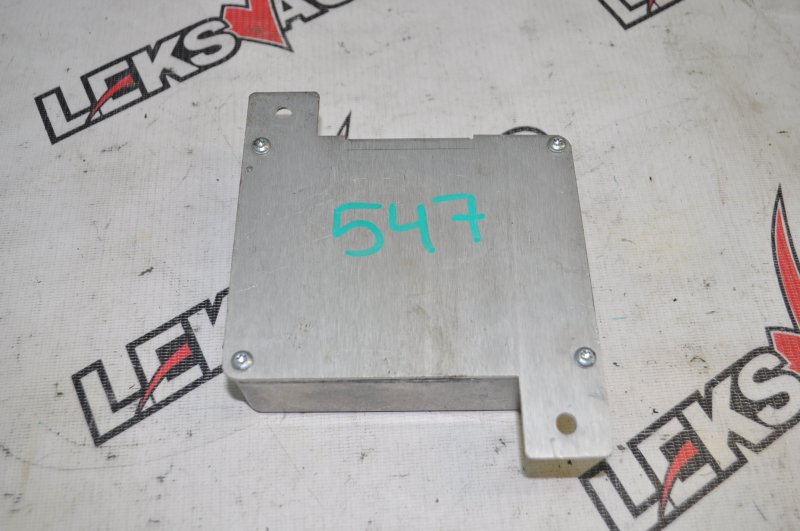 Блок управления АКПП Isuzu VehiCross UGS25DW 6VD1