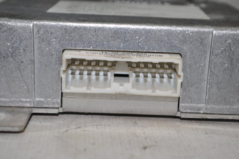 Блок управления АКПП VehiCross 1998 UGS25DW 6VD1