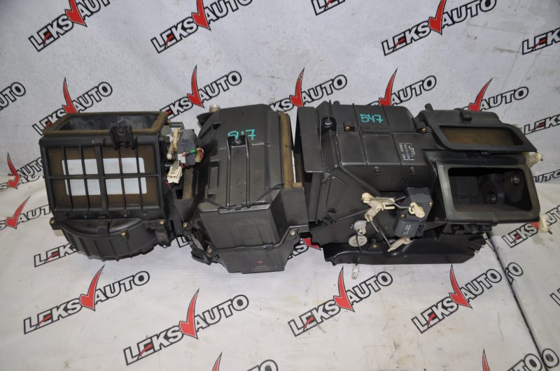 Печка (в сборе) Isuzu VehiCross 1998 UGS25DW 6VD1 контрактная