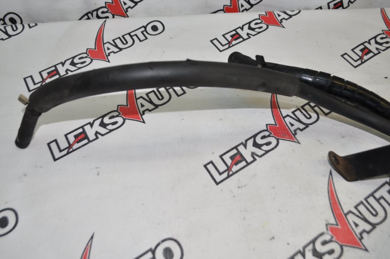 Бачок ГУР-а (в сборе) VehiCross 1998 UGS25DW 6VD1