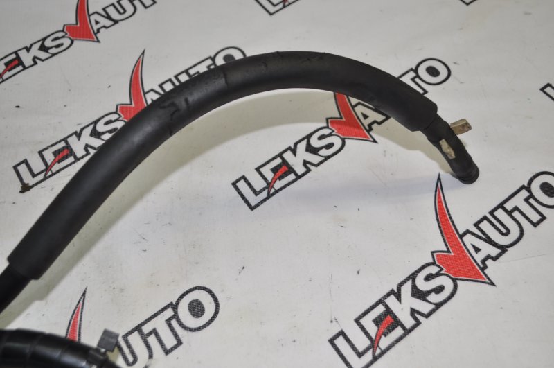 Бачок ГУР-а (в сборе) VehiCross 1998 UGS25DW 6VD1