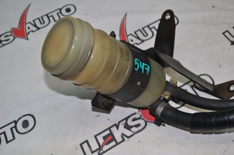 Бачок ГУР-а (в сборе) VehiCross 1998 UGS25DW 6VD1