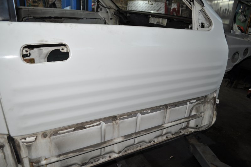 Дверь правая VehiCross 1998 UGS25DW 6VD1