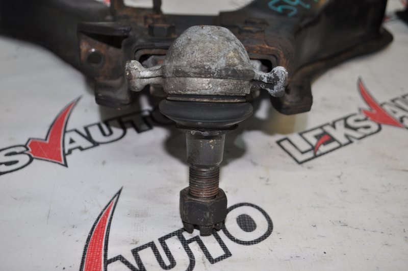 Рычаги передние (парой) VehiCross 1998 UGS25DW 6VD1