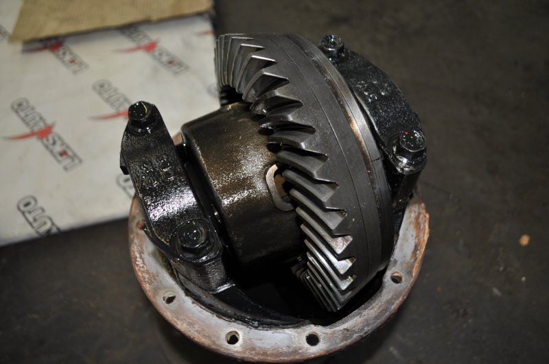 Мост задний в сборе LSD (ГП 4.55) VehiCross 1998 UGS25DW 6VD1