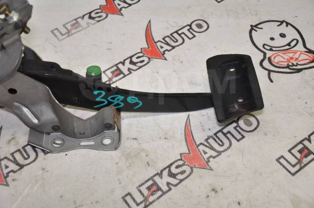 Педаль тормоза Mazda Atenza GG3S L3VE
