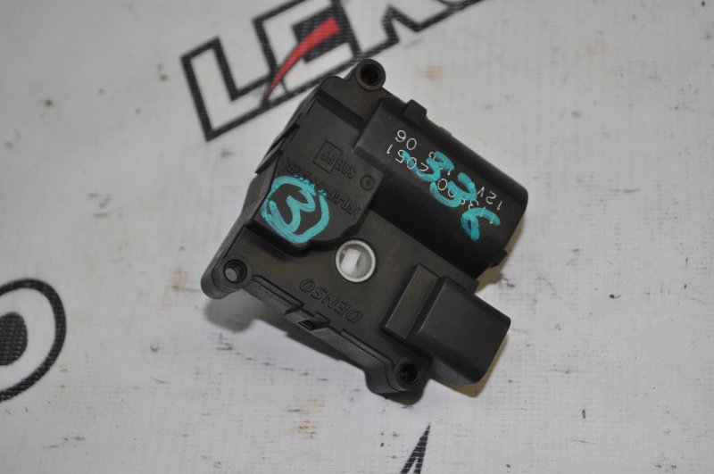 Сервопривод печки Toyota Celsior 2006 UCF30 3UZ 113800-2051 контрактная
