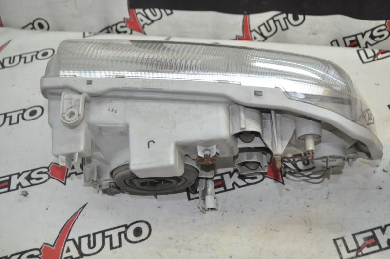 Фары (парой) Escudo TD52W