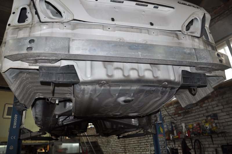 Жесткость заднего бампера Toyota Celsior 2001 UCF30 3UZFE 52023-50050 контрактная
