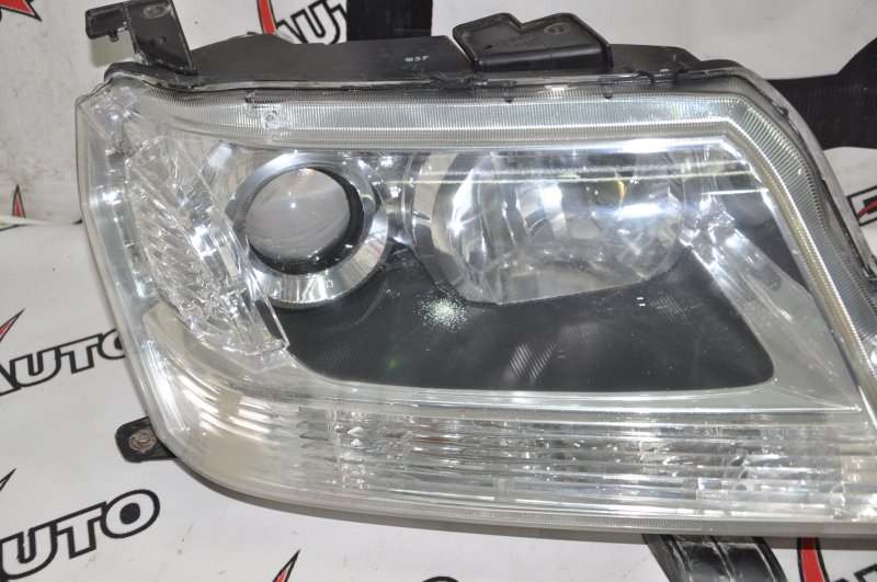 Фары (парой) Escudo TD54W