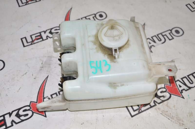 Бачок стеклоомывателя Mitsubishi Airtrek CU2W 4G63T
