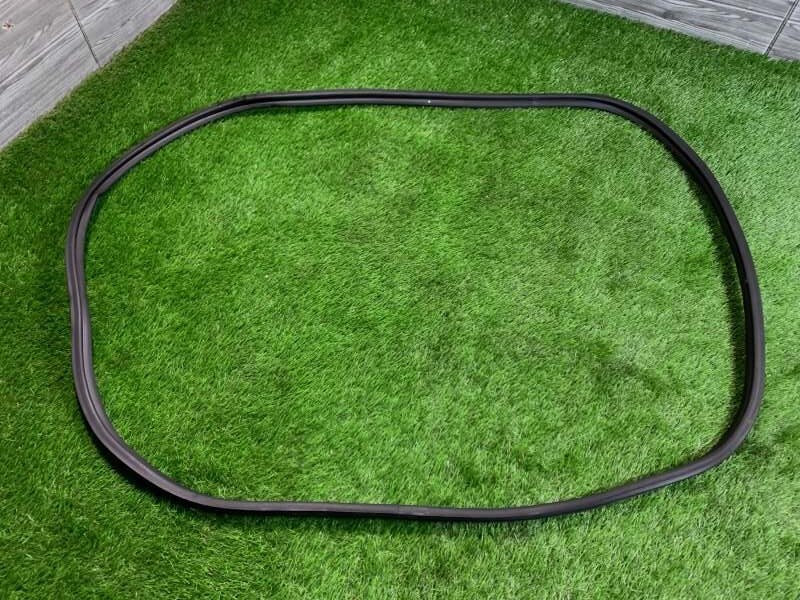 Уплотнитель багажника Mitsubishi Colt 2008 Z27AG 4G15T MR599513 контрактная