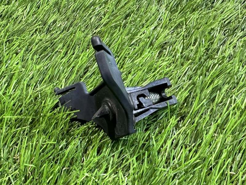 Замок лючка бензобака Colt 2008 Z27AG 4G15T