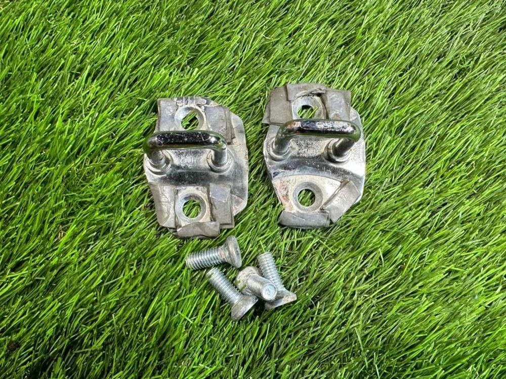 Петля замка двери (парой) BMW Mini Cooper S 2003 RE16 W11B16A контрактная